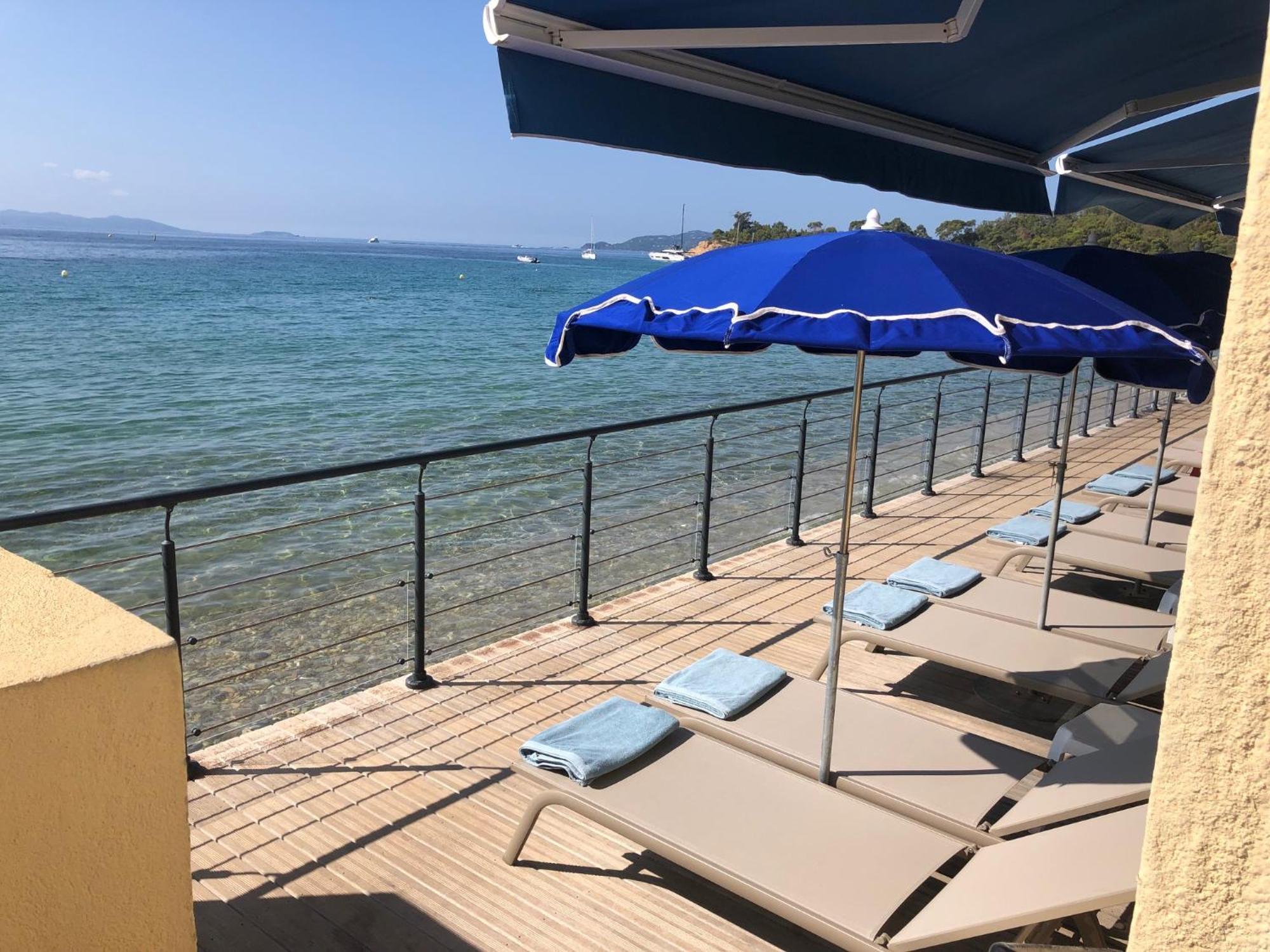 Grand Hotel Moriaz Le Lavandou Buitenkant foto
