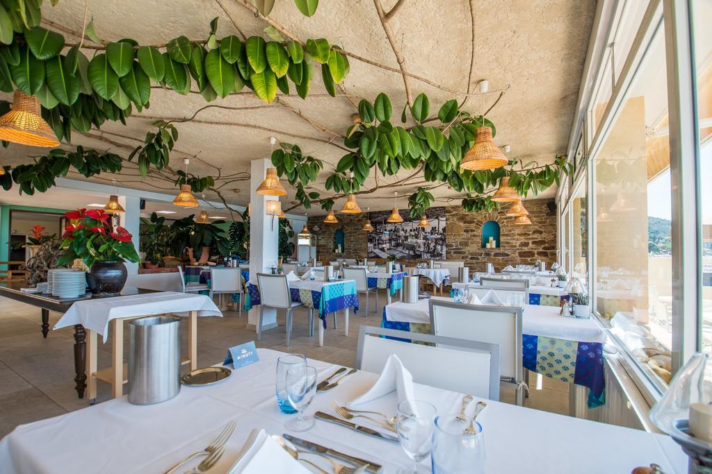 Grand Hotel Moriaz Le Lavandou Buitenkant foto